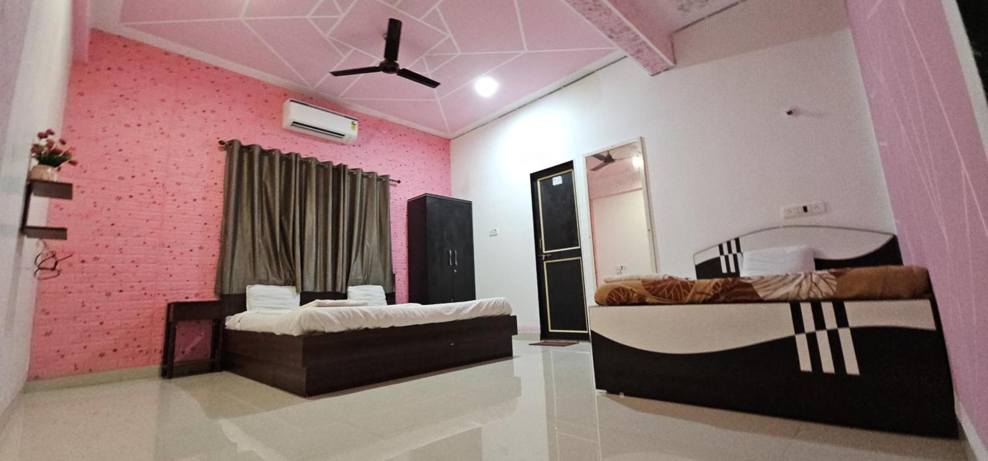 Blue Bell Homestay Lonavala Kültér fotó